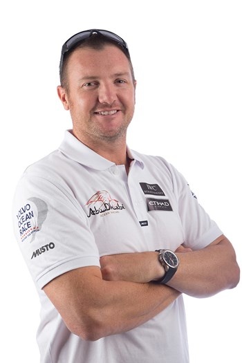 Phil Harmer, trimmer and helmsman. He participated in three races, including 2011-12 as part of the then winning Groupama. The idea of chasing a «national» team is much closer to him than he is «to the brand.»