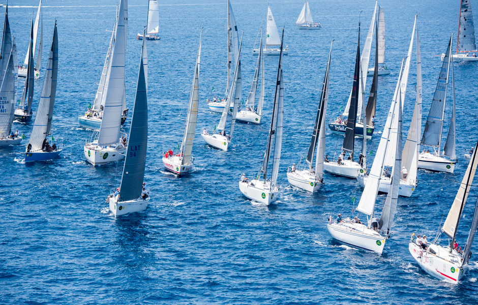 Старт Giraglia Rolex Cup