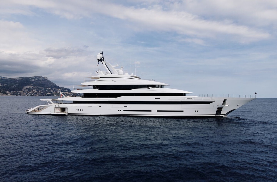 Lurssen Avantage