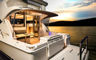 Riviera 39 Open Flybridge