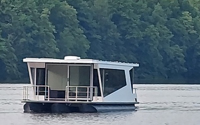 Inter Corpora Stilet