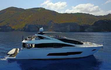 Sunseeker 86 Yacht