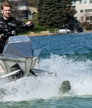 And &laquo;unpainted ugly&raquo;