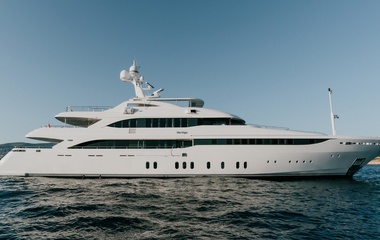 Golden Yachts Vertigo