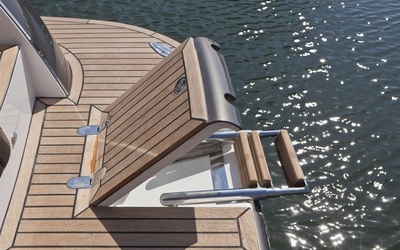 Riviera Belize 54 Sedan