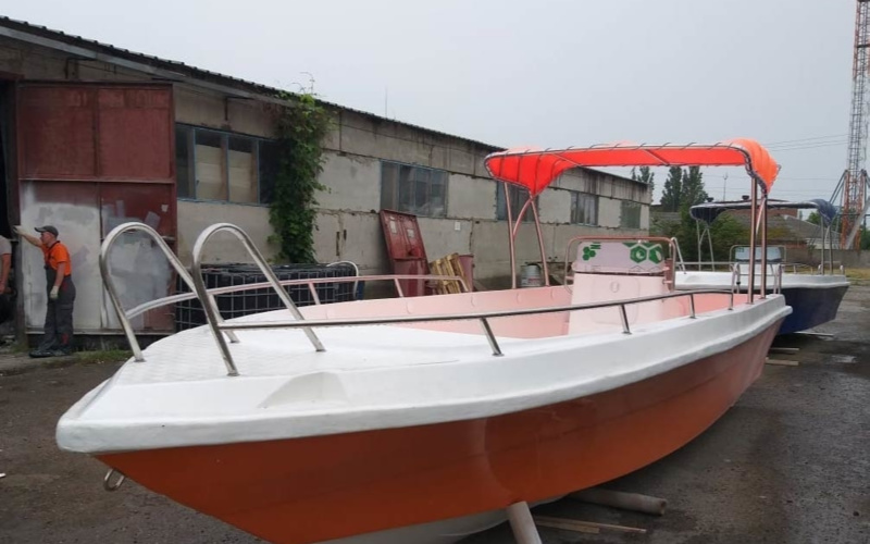 Akua Boat Касатка 710