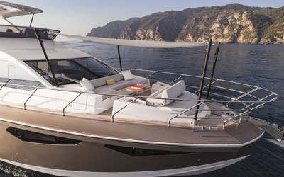 Azimut 60