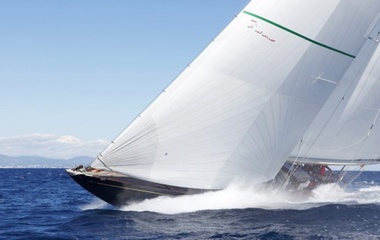 Camper & Nicholsons Shamrock V