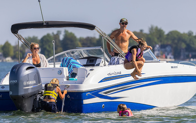 Hurricane SunDeck 217 OB