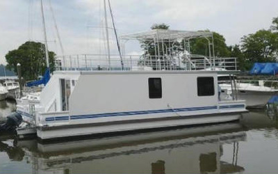 Catamaran Cruisers 14x50