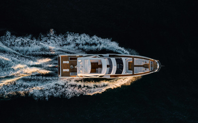 Azimut Grande 32 METRI