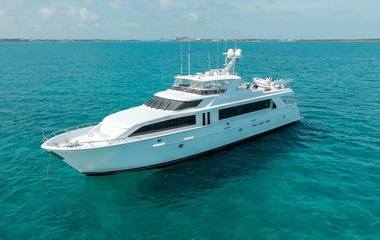 Hatteras Magnum Ride