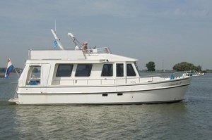 De Alm Almtrawler 1200 AD