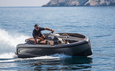 Vanquish VQ16 Sports Line