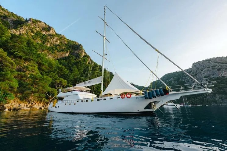 Custom Boats Belgin Sultan