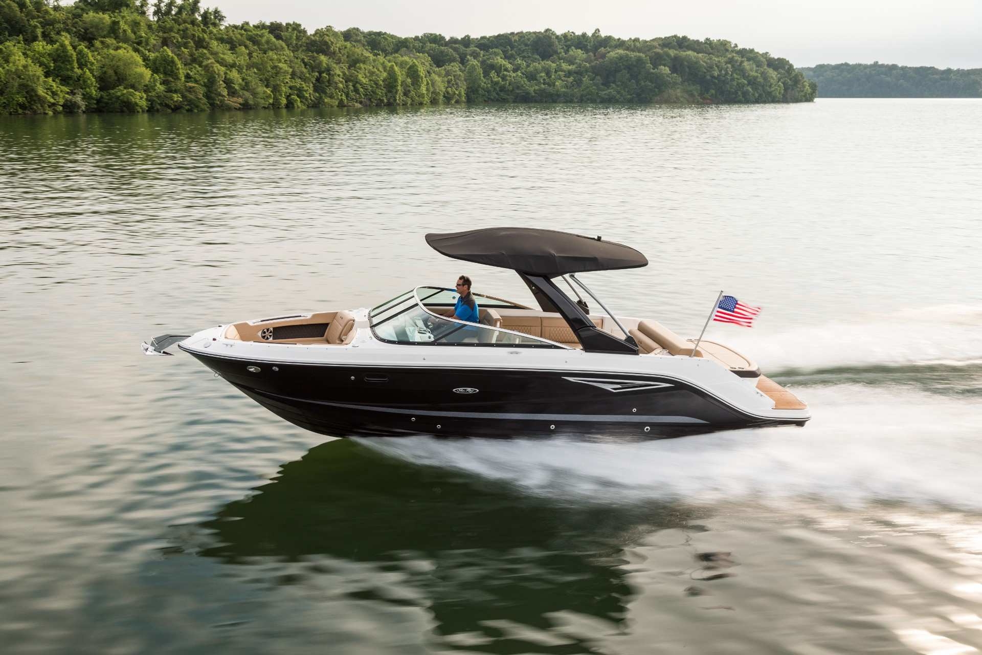 2023 Sea Ray SLX 280 Outboard Boat Test, Pricing, Specs