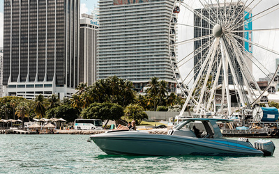 Deep Impact 399 Cabin