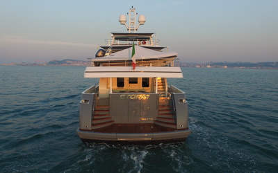 Cantiere delle Marche Darwin 112
