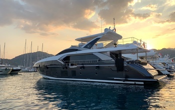 Azimut Grande 27 METRI (2018)