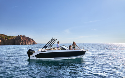 Quicksilver Activ 675 Bowrider