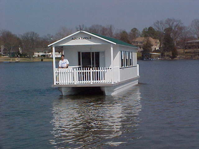 Catamaran Cruisers Aqua Lodge 12x42