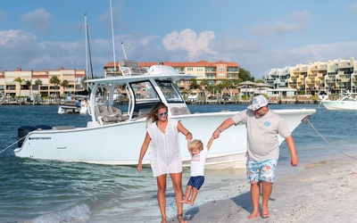 Sportsman Open 302 Center Console