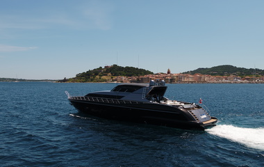 Mangusta Lauren V