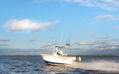 Sportsman Heritage 231 Center Console