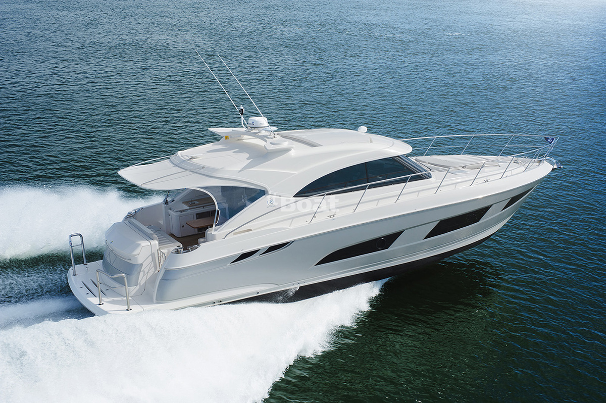 riviera 4800 sport yacht review