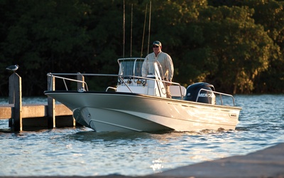 Boston Whaler 190 Montauk