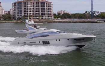 Azimut 72S