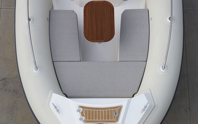 Capelli Tempest 750 Luxe