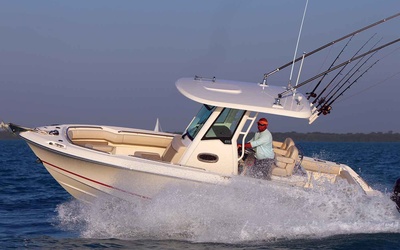 Boston Whaler 250 Outrage