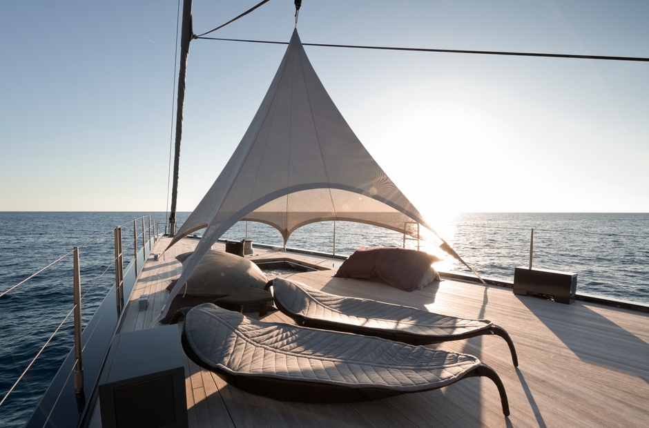 Royal Huisman  Ngoni