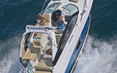 Triton 370