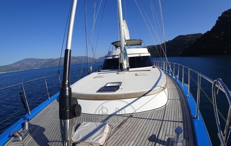Mural Yachts 28 (2011)