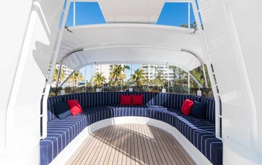 Oceanfast She's A 10