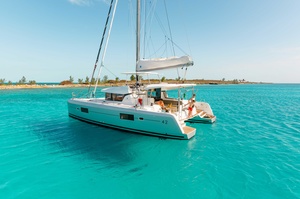 Lagoon SEVENTY 7