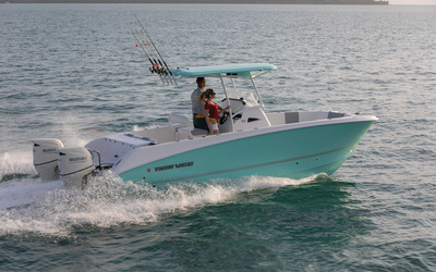 Twin Vee 240 Center Console GFX