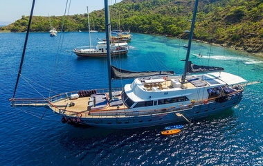 Custom Boats Virtuoso