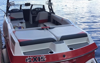 Axis A24 Vandall Edition