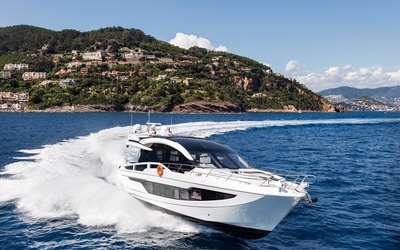 Galeon 650 Skydeck