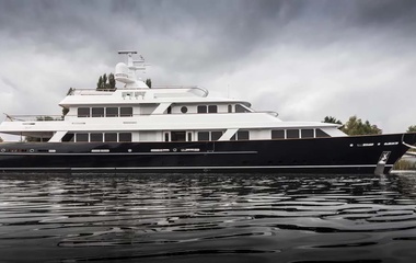 Feadship Valoria B