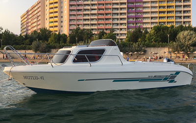 Safter 630 Cabin Cruiser