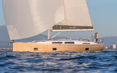 Hanse 418