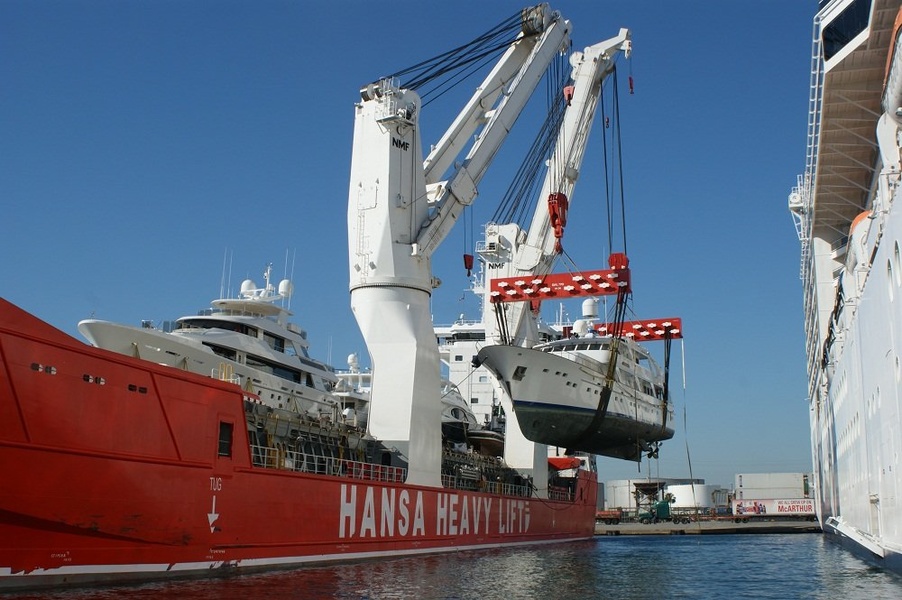 Tokyo at the Fort Lauderdale unloading.