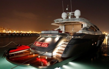 Pershing Tiger Lily of London