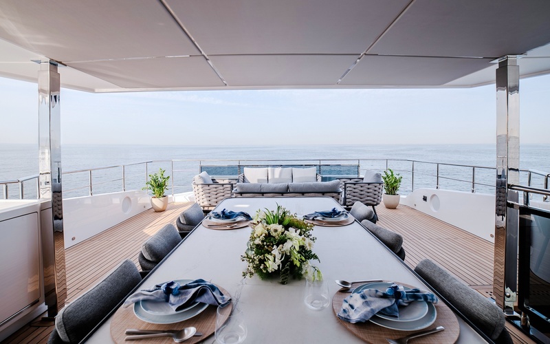 Majesty 112 Terrace