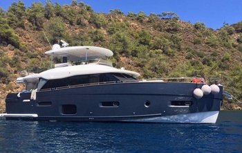 Azimut Magellano 66 (2016)