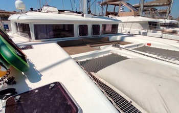 Lagoon 450 F (2012)
